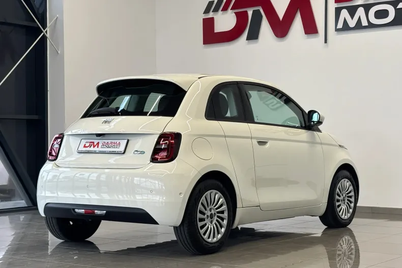 Fiat 500e din 2023 cu 15.500 km - oferta FIA255750 - foto 4
