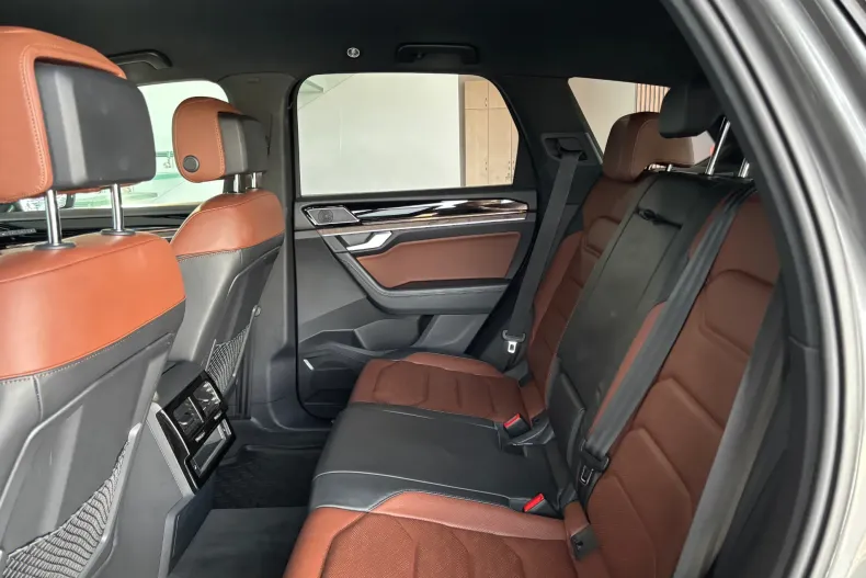 Volkswagen Touareg din 2021 cu 159.000 km - oferta VOL255752 - foto 12