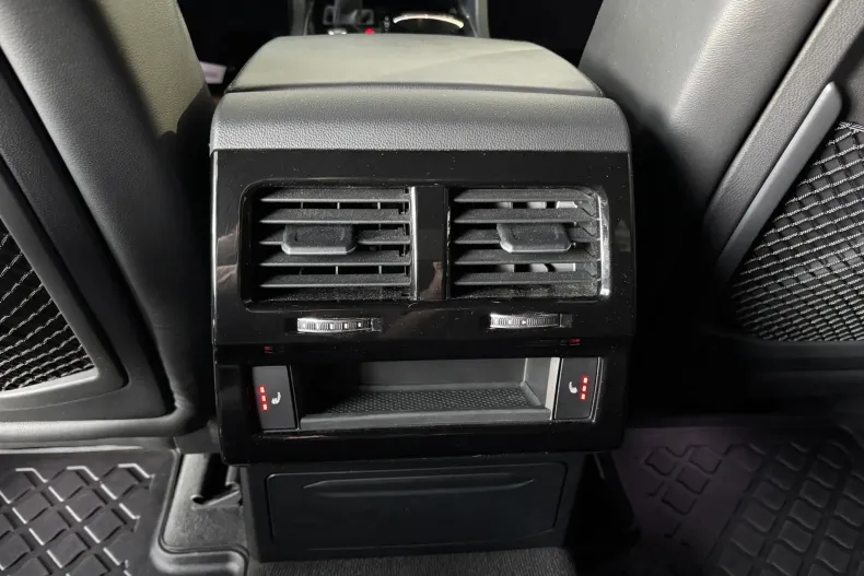 Volkswagen Touareg din 2021 cu 159.000 km - oferta VOL255752 - foto 22