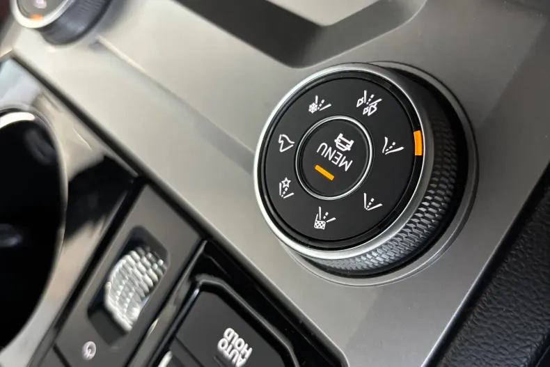 Volkswagen Touareg din 2021 cu 159.000 km - oferta VOL255752 - foto 34