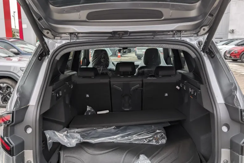 Dacia Bigster din 2026 cu 5 km - oferta DAC255754 - foto 4