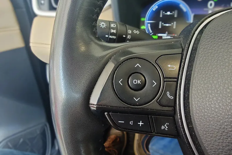 Toyota RAV4 din 2023 cu 129.000 km - oferta TOY255763 - foto 8