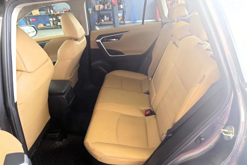 Toyota RAV4 din 2023 cu 129.000 km - oferta TOY255763 - foto 13
