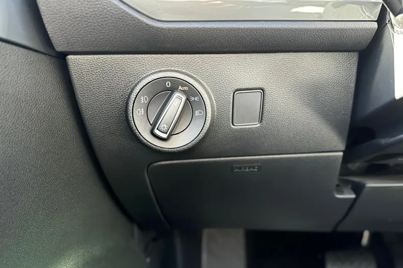 Seat Ateca din 2021 cu 61.511 km - oferta SEA255766 - foto 34