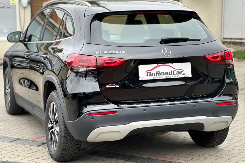 Mercedes-Benz GLA din 2022 cu 110.727 km - oferta MER255771 - foto 4