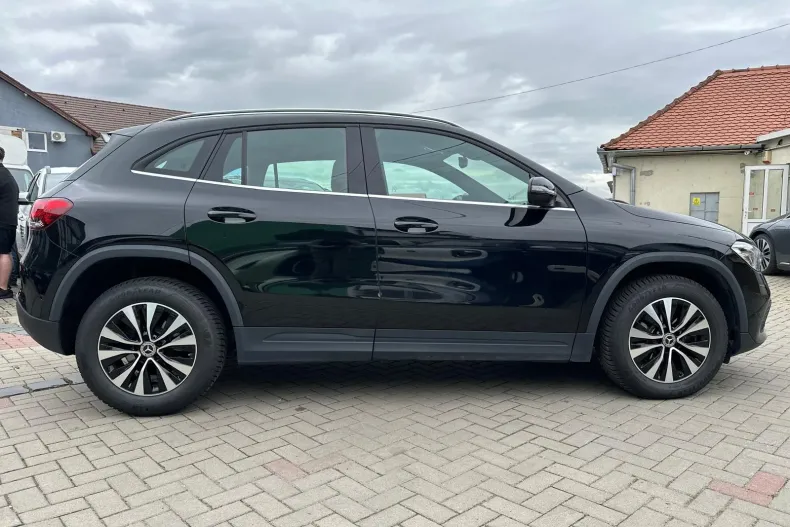 Mercedes-Benz GLA din 2022 cu 110.727 km - oferta MER255771 - foto 16
