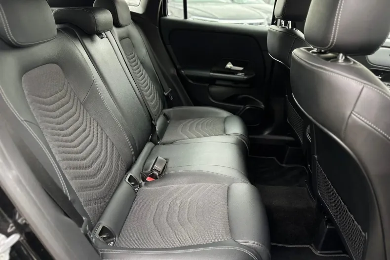 Mercedes-Benz GLA din 2022 cu 110.727 km - oferta MER255771 - foto 38