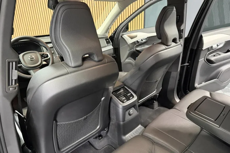 Volvo XC90 din 2024 cu 65.555 km - oferta VOL255776 - foto 21