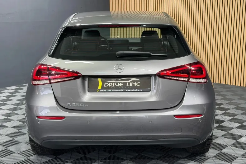 Mercedes-Benz A 250 (Clasa A) din 2022 cu 66.922 km - oferta MER255777 - foto 6
