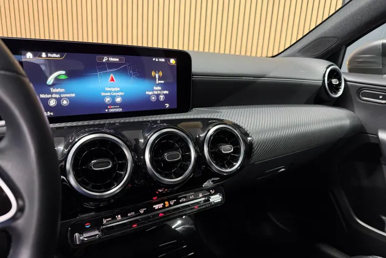 Mercedes-Benz A 250 (Clasa A) din 2022 cu 66.922 km - oferta MER255777 - foto 10