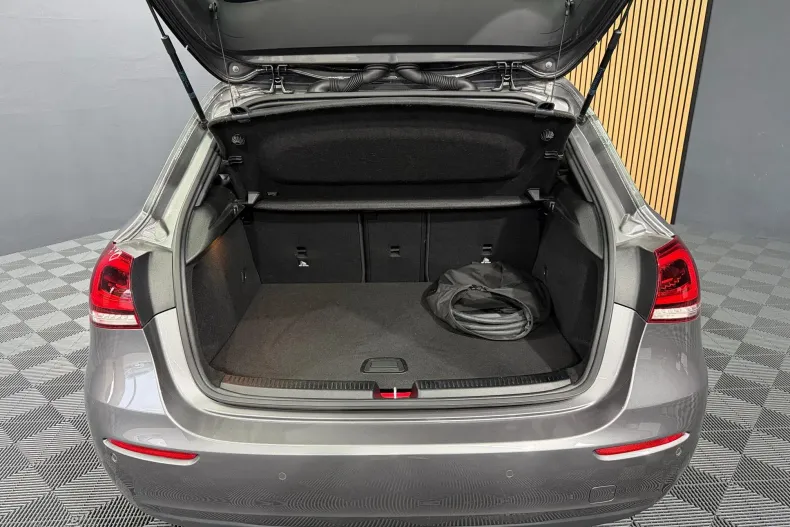Mercedes-Benz A 250 (Clasa A) din 2022 cu 66.922 km - oferta MER255777 - foto 29