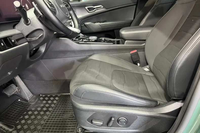 Kia Sportage din 2024 cu 69.940 km - oferta KIA255778 - foto 21