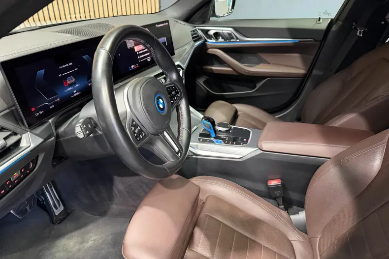 BMW i4 (Seria 4) din 2022 cu 101.463 km - oferta BMW255779 - foto 18