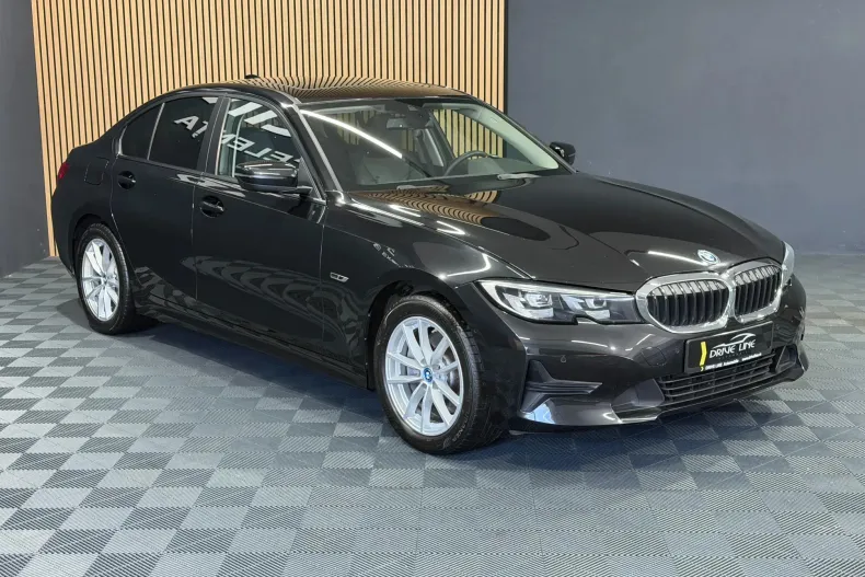 BMW 320 (Seria 3) din 2022 cu 120.264 km - oferta BMW255780 - foto 3