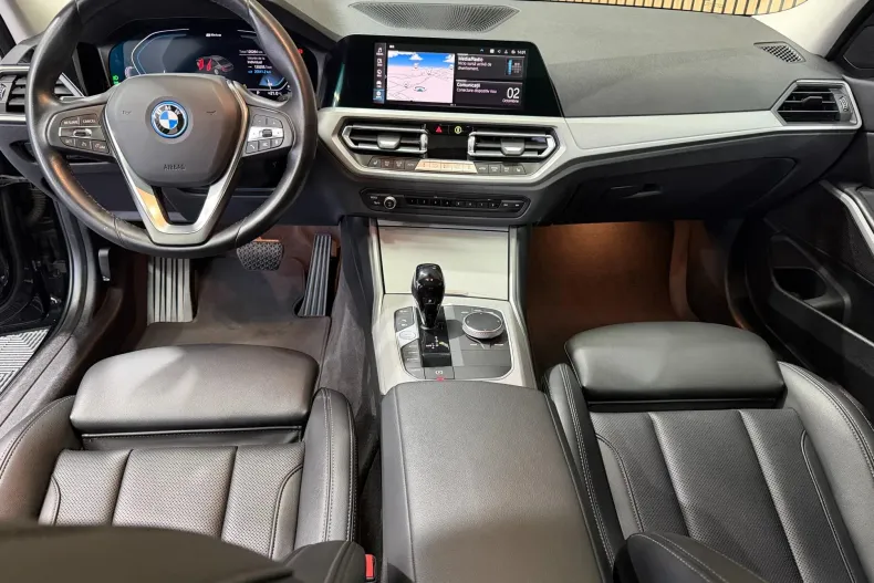 BMW 320 (Seria 3) din 2022 cu 120.264 km - oferta BMW255780 - foto 12