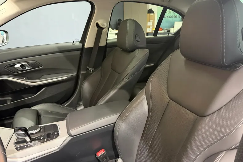 BMW 320 (Seria 3) din 2022 cu 120.264 km - oferta BMW255780 - foto 20