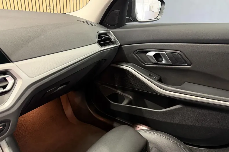 BMW 320 (Seria 3) din 2022 cu 120.264 km - oferta BMW255780 - foto 25