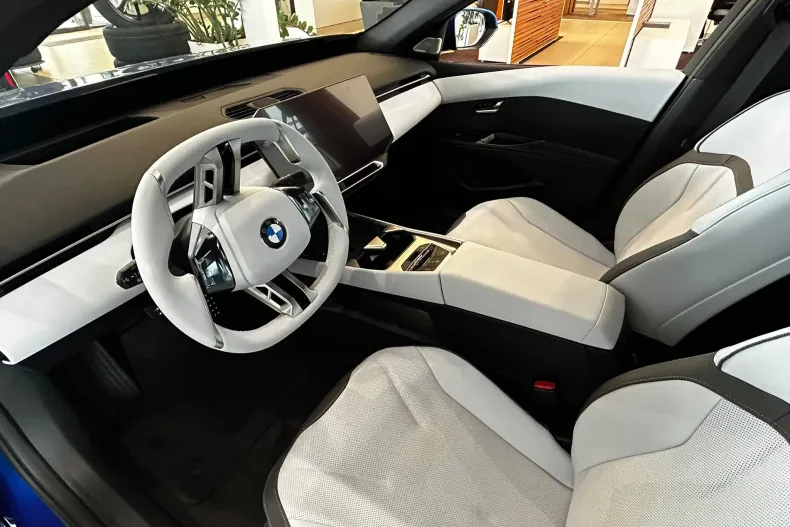 BMW i3 din 2026 cu 7 km - oferta BMW255793 - foto 8