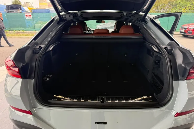 BMW X6 (Seria X) din 2026 cu 7 km - oferta BMW255795 - foto 11