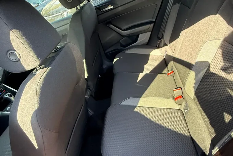 Volkswagen Taigo din 2026 cu 7 km - oferta VOL255802 - foto 13
