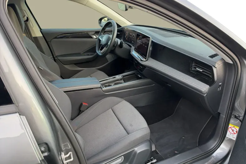 Volkswagen Passat din 2026 cu 23.055 km - oferta VOL255803 - foto 26