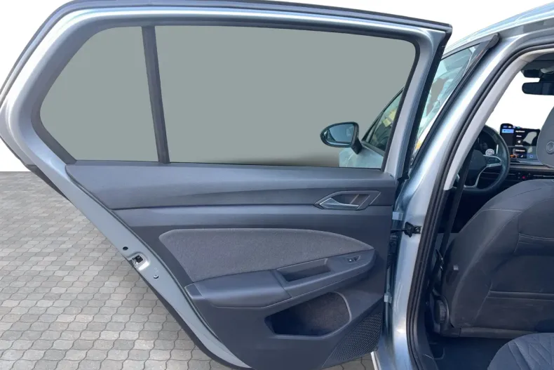 Volkswagen Golf din 2026 cu 14.070 km - oferta VOL255804 - foto 28