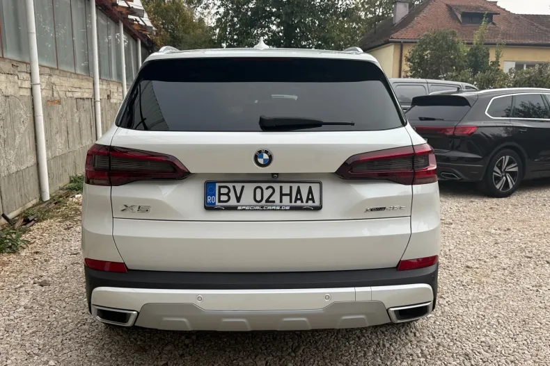 BMW X5 (Seria X) din 2020 cu 102.756 km - oferta BMW255810 - foto 32