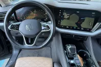 Volkswagen Touareg din 2024 cu 102.482 km - oferta VOL255811 - foto 18