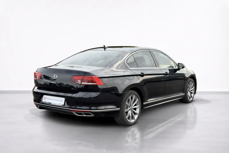 Volkswagen Passat din 2021 cu 122.819 km - oferta VOL255812 - foto 6