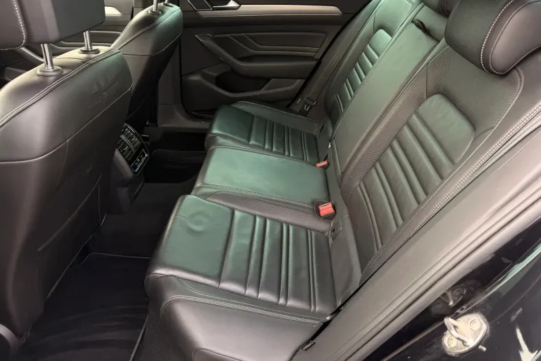 Volkswagen Passat din 2021 cu 122.819 km - oferta VOL255812 - foto 11