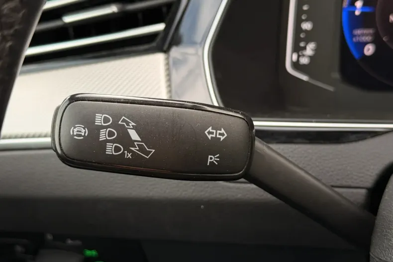 Volkswagen Passat din 2021 cu 122.819 km - oferta VOL255812 - foto 18