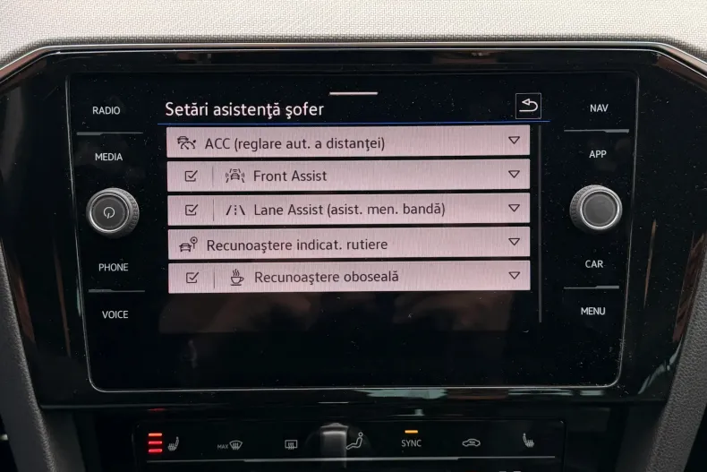 Volkswagen Passat din 2021 cu 122.819 km - oferta VOL255812 - foto 25