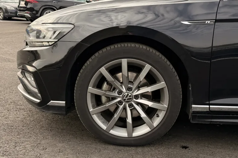 Volkswagen Passat din 2021 cu 122.819 km - oferta VOL255812 - foto 29