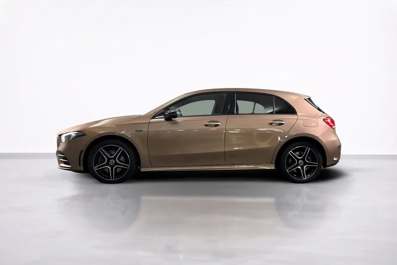 Mercedes-Benz A 250 (Clasa A) din 2021 cu 85.061 km - oferta MER255819 - foto 2