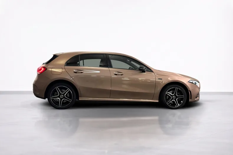 Mercedes-Benz A 250 (Clasa A) din 2021 cu 85.061 km - oferta MER255819 - foto 6
