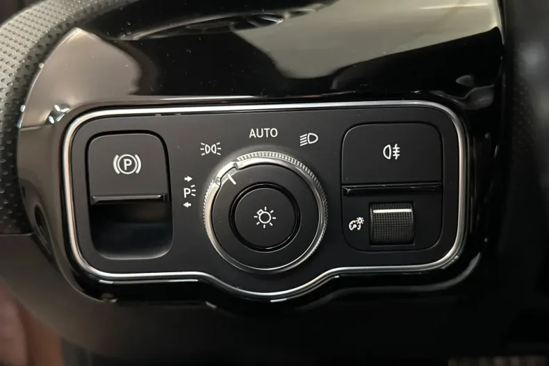 Mercedes-Benz A 250 (Clasa A) din 2021 cu 85.061 km - oferta MER255819 - foto 15