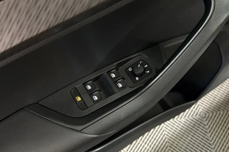 Skoda Karoq din 2023 cu 123.376 km - oferta SKO255823 - foto 14