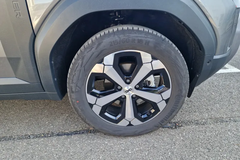 Dacia Duster din 2026 cu 2.618 km - oferta DAC255826 - foto 29