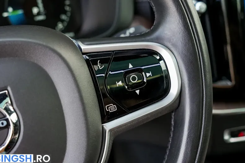 Volvo XC60 din 2020 cu 108.000 km - oferta VOL255828 - foto 19