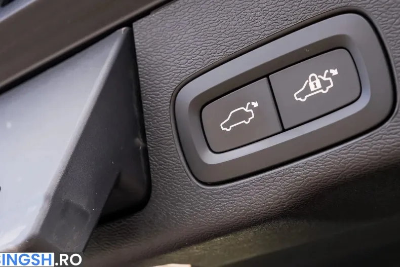 Volvo XC60 din 2020 cu 108.000 km - oferta VOL255828 - foto 27