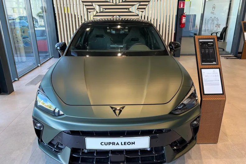 Cupra Leon din 2026 cu 1 km - oferta CUP255831 - foto 2