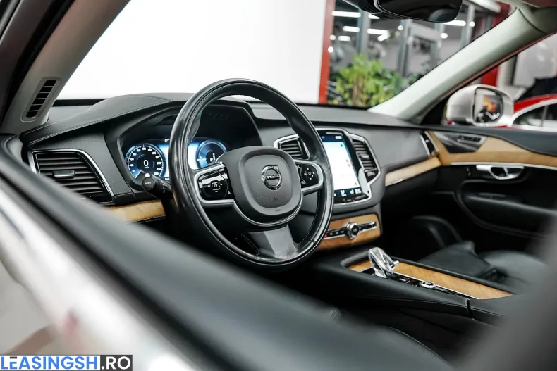 Volvo XC90 din 2022 cu 162.000 km - oferta VOL255849 - foto 18