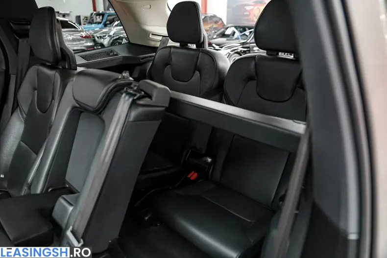 Volvo XC90 din 2022 cu 162.000 km - oferta VOL255849 - foto 19
