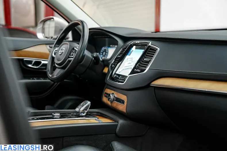 Volvo XC90 din 2022 cu 162.000 km - oferta VOL255849 - foto 20
