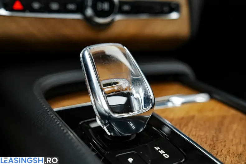 Volvo XC90 din 2022 cu 162.000 km - oferta VOL255849 - foto 39