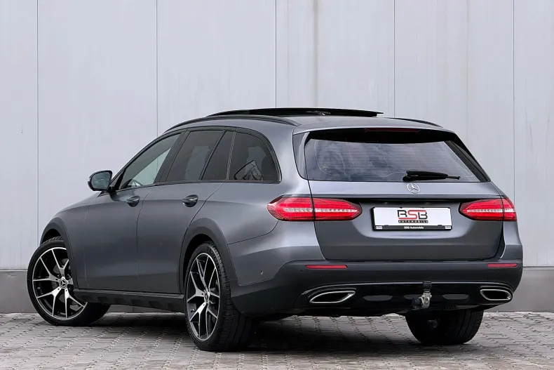 Mercedes-Benz E din 2021 cu 58.614 km - oferta MER255855 - foto 6