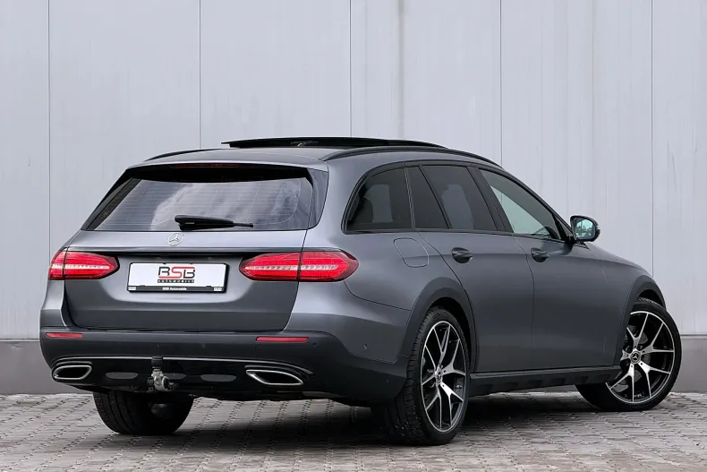 Mercedes-Benz E din 2021 cu 58.614 km - oferta MER255855 - foto 8