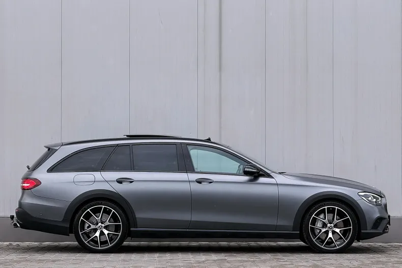 Mercedes-Benz E din 2021 cu 58.614 km - oferta MER255855 - foto 9