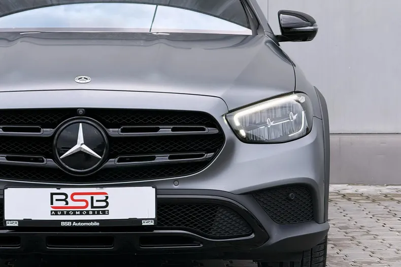 Mercedes-Benz E din 2021 cu 58.614 km - oferta MER255855 - foto 38