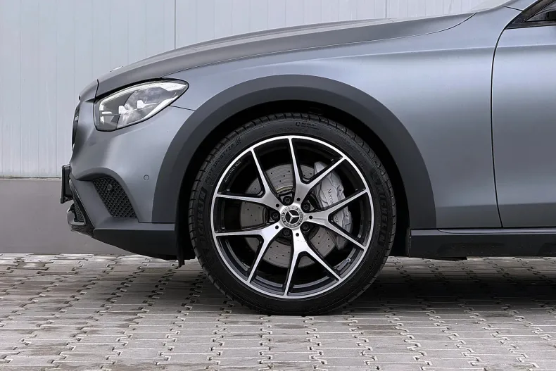 Mercedes-Benz E din 2021 cu 58.614 km - oferta MER255855 - foto 40